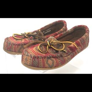 Minnetonka Moccasin Woven/Suede Rust EUC Size 8